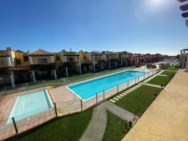 Luxury 3-Bedroom Semi-Detached Villa with Sea Views
